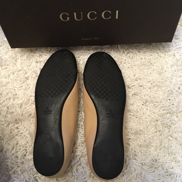 ❌SOLD❌ GUCCI Authentic Flats in Tan/Beige Color Size 6.5 - Picture 3 of 5